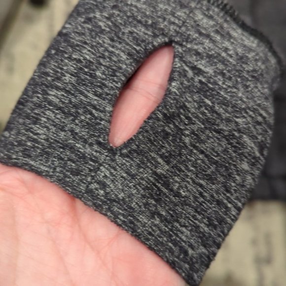 Lululemon Run: Dash Half Zip Reflective Pullover Heathered Coal - Picture 5 of 10